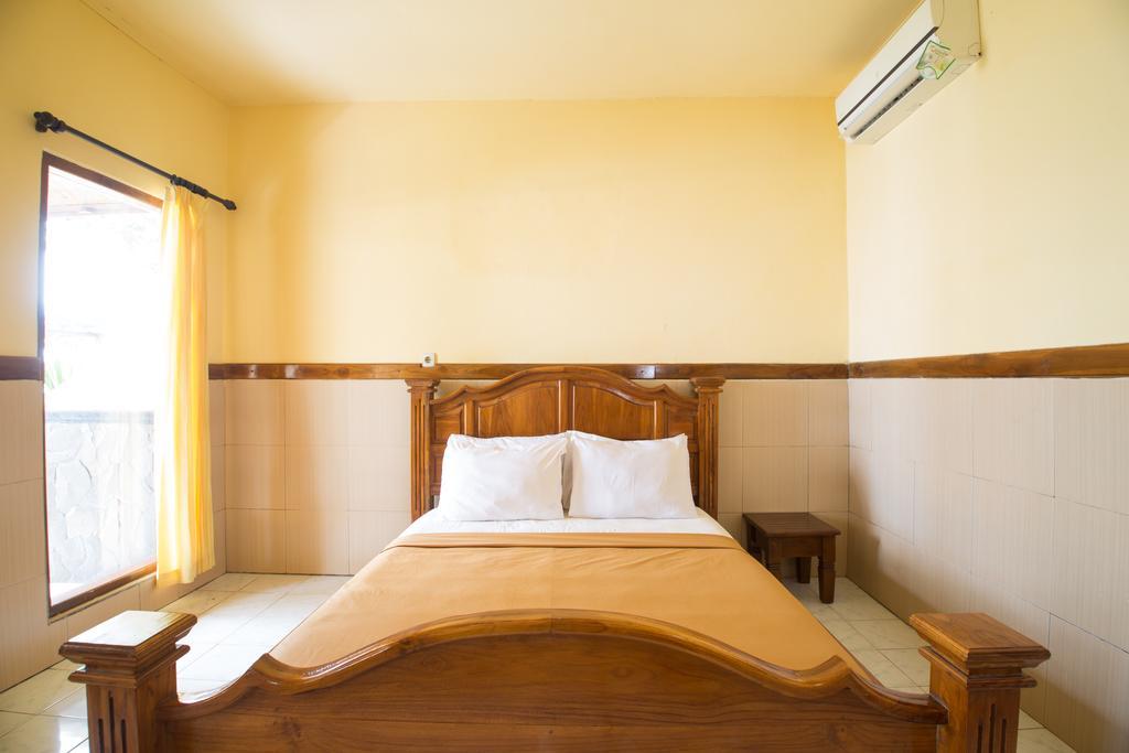 Tanjung Alam Hotel Lovina Buitenkant foto