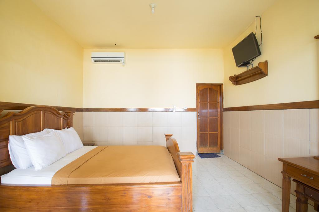 Tanjung Alam Hotel Lovina Buitenkant foto