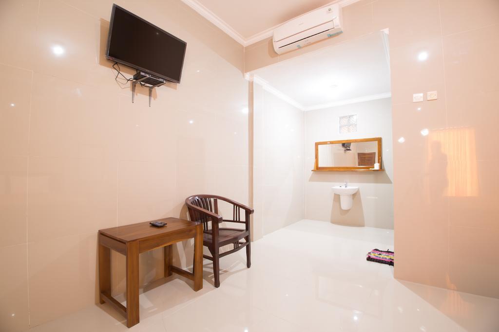 Tanjung Alam Hotel Lovina Buitenkant foto