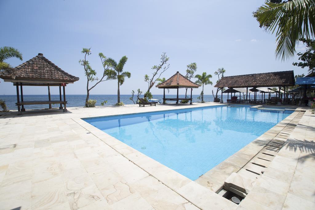 Tanjung Alam Hotel Lovina Buitenkant foto