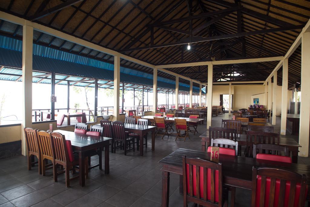 Tanjung Alam Hotel Lovina Buitenkant foto