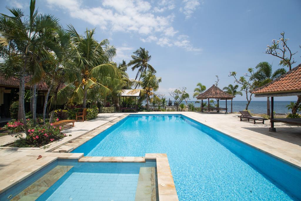 Tanjung Alam Hotel Lovina Buitenkant foto