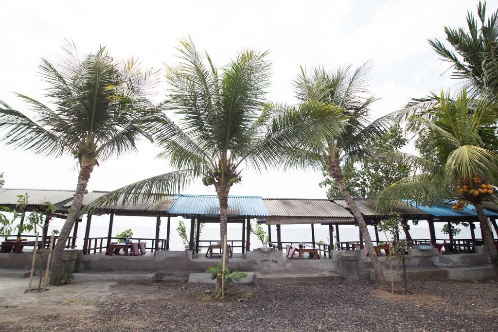 Tanjung Alam Hotel Lovina Buitenkant foto